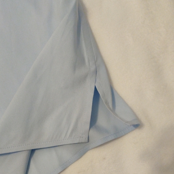 Foxcroft Blue Sleeveless Button Down Shirt - Picture 3 of 10